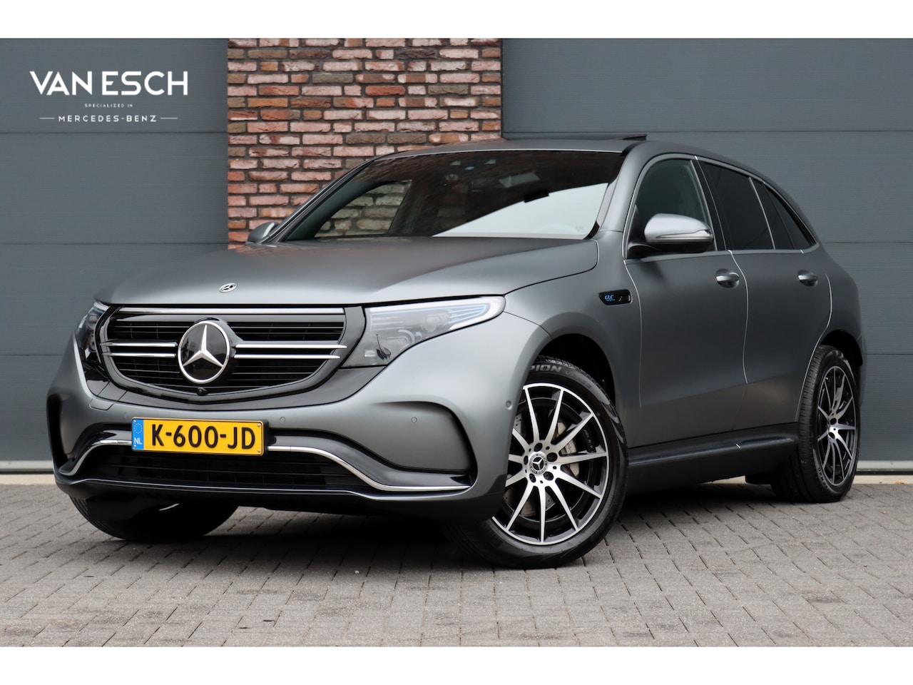 Mercedes-Benz EQC - 400 4MATIC AMG Line Premium+ 80 kWh | Distronic+ | Schuifdak | Memory | Burmester | Trekha - AutoWereld.nl