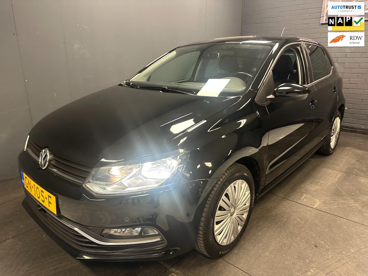 Volkswagen Polo - 1.4 TDI CARPLAY DSG PARKEERSEN- V+A MULTISTUUR NL NAP. - AutoWereld.nl