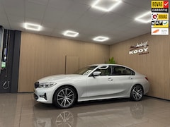 BMW 3-serie - 318i High Executive Edition * 1e Eig / Dealer onderhouden / LED / Digitaal cockpit / NL Au