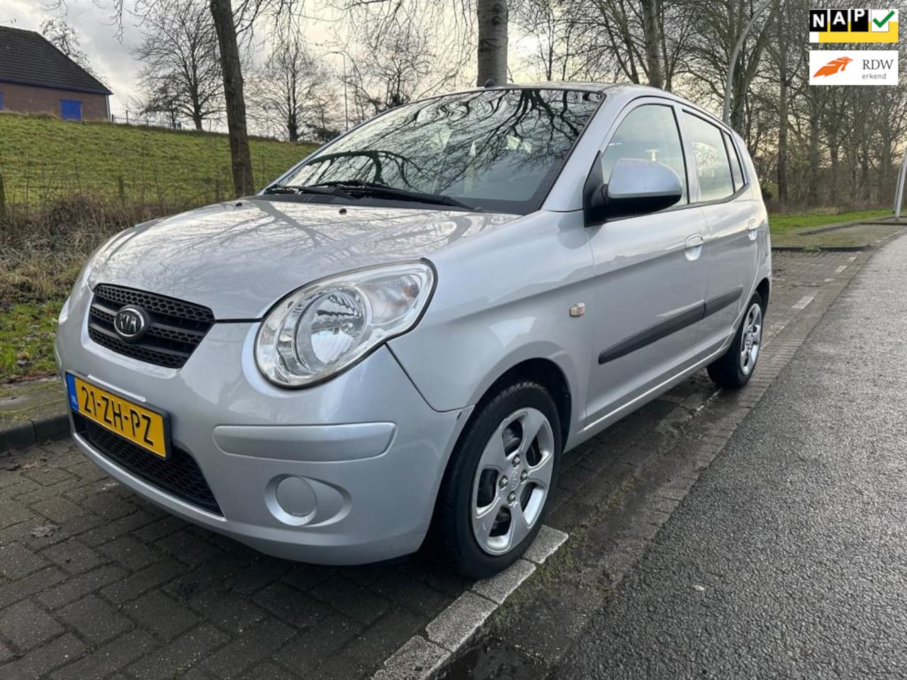 Kia Picanto - 1.0 X-tra airco,nap ,nieuwe apk - AutoWereld.nl