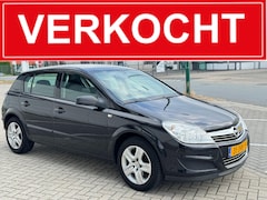Opel Astra - 1.6 Essentia 5-deurs/NAP/Cruise/Airco