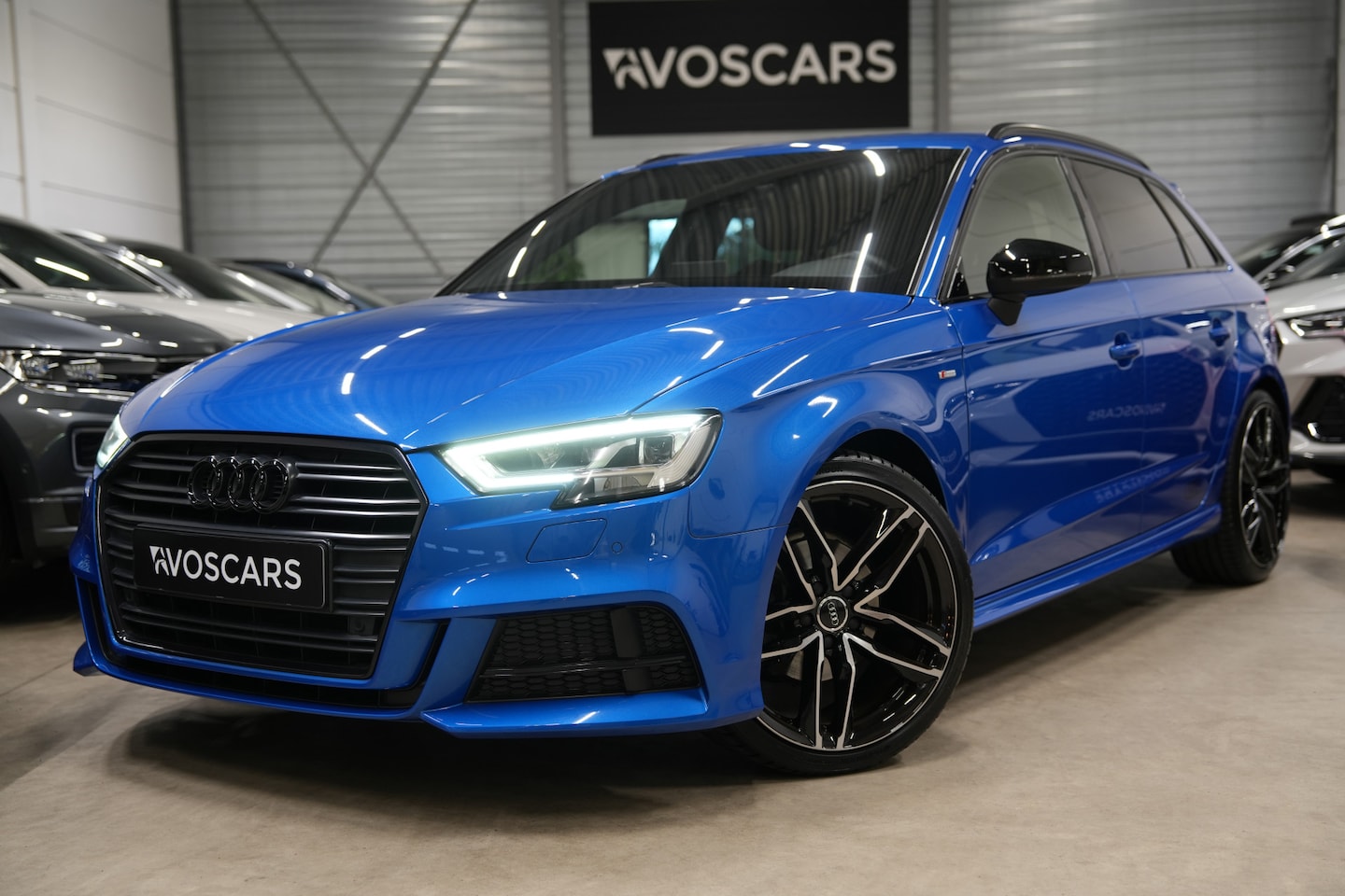 Audi A3 Sportback - 1.5 TFSI 3x S Line * Virtual - 19" - Keyless - App - Sound - Zwart optiek * - AutoWereld.nl
