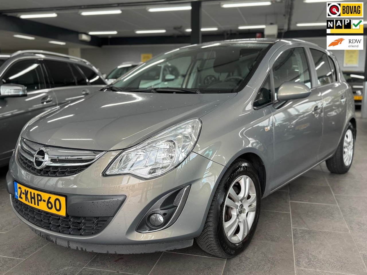 Opel Corsa - 1.2-16V Berlin eerste eigenaar 5-deurs Navi airco elektrische pakket lm-velgen dealeronder - AutoWereld.nl