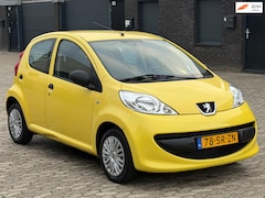 Peugeot 107 - 1.0-12V XR 5Deurs NIEUW APK