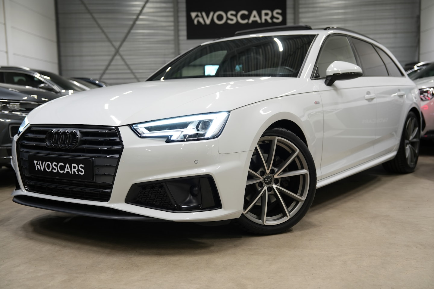 Audi A4 Avant - 40 TFSI 3x S Line * Pano - Virtual - Sfeer - 19" - ACC - Camera - Keyless - Alcantara * - AutoWereld.nl