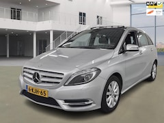 Mercedes-Benz B-klasse - 180 Prestige|AUT|PANO|XENON|NAVI|STOELVERW|LEDER