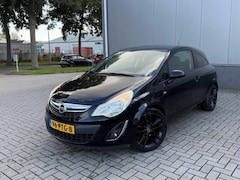 Opel Corsa - 1.4-16V Color Edition Airco/Cruise