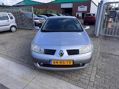 Renault Mégane coupé cabriolet - 1.6-16V Privilège Luxe