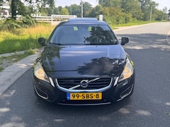 Volvo V60 - 2.0T ocean race BOMVOL, trekhaak