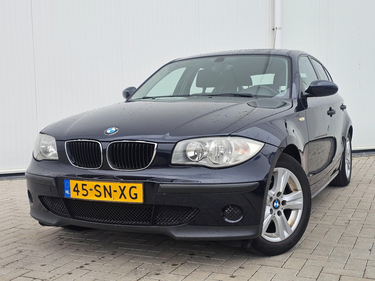 BMW 1-serie - 116i Business Line bj 2006 Airco APK Prima Auto! - AutoWereld.nl