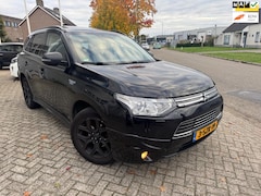 Mitsubishi Outlander - 2.0 PHEV Instyle Schuifdak, Trekhaak, 1e eigenaar
