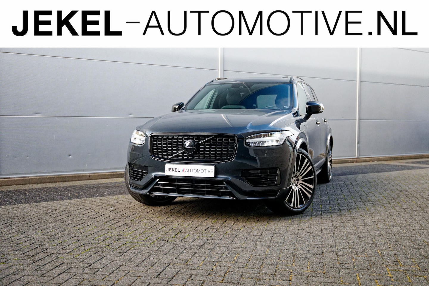 Volvo XC90 - 2.0 T8 Recharge R-Design LongRange Luchtvering, Panoramadak, Black Pack, 22" LM velgen, Ca - AutoWereld.nl