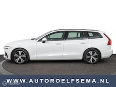 Volvo V60 - 2.0 B3 Momentum|Cam|Trekhaak|Stoel en Stuur verwarming