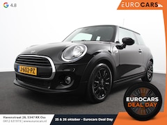 MINI One - 1.5 Automaat Blackyard | Parkeer sensoren | Airco | Verwarmbare voorstoelen | Lichtmetalen