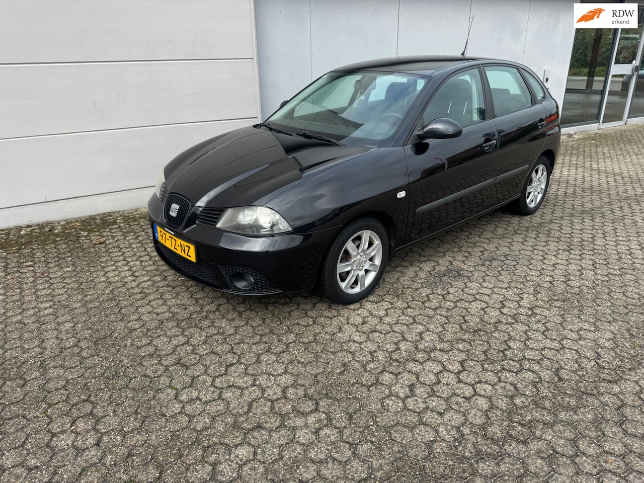 SEAT Ibiza - 1.4-16V Reference 1.4-16V Reference - AutoWereld.nl