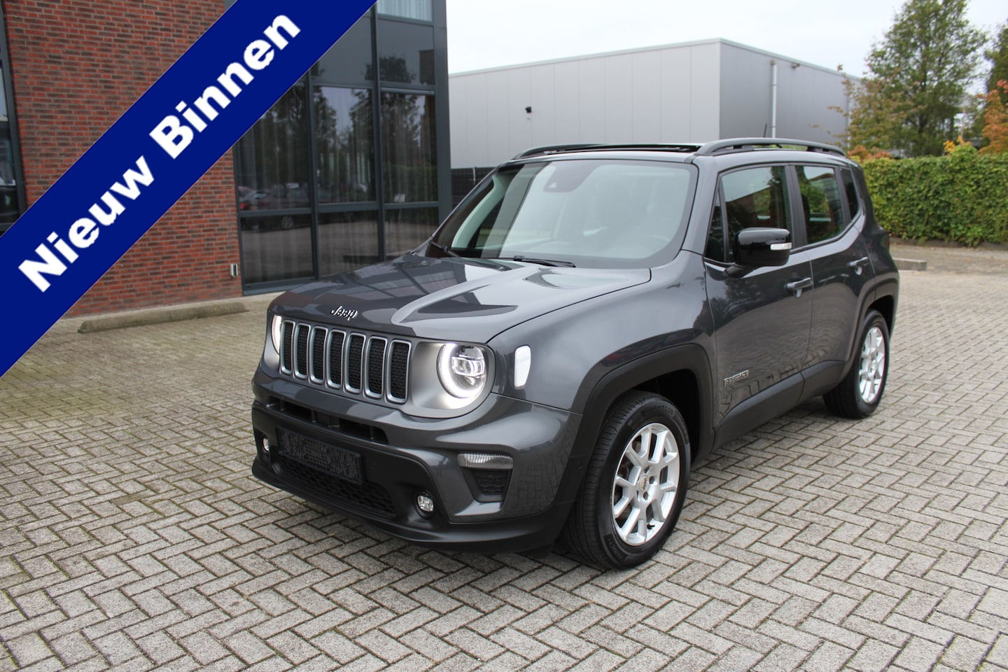 Jeep Renegade - 1.5T e-Hybrid Clima-Cruise-Navi-Schuifdak-Leder-Xenon-Keyless - AutoWereld.nl