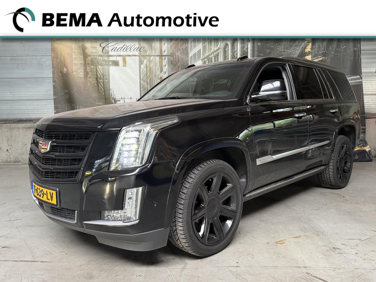 Cadillac Escalade - 6.2 V8 Platinum 6.2 V8 Platinum - AutoWereld.nl