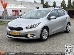 Kia Cee'd - 1.6 CRDi Business Navigator | 5 Deurs | Airco | Cruise