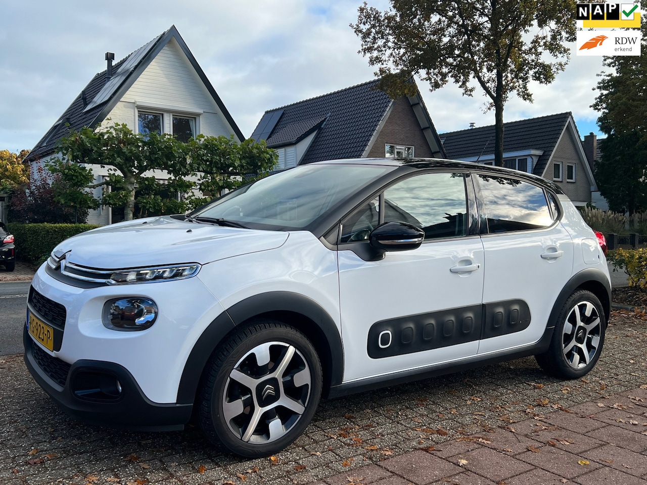 Citroën C3 - 1.2 PureTech S&S Shine DEALER AUTO-NAP - AutoWereld.nl