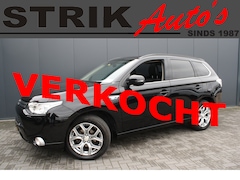 Mitsubishi Outlander - 2.0 PHEV Instyle - NAVIGATIE - LEDER - CAMERA - SCHUIFDAK - TREKHAAK