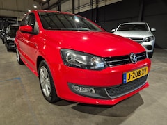 Volkswagen Polo - 1.2 Life - Climate Control - Cruise Control - Stoelverwarming - PDC