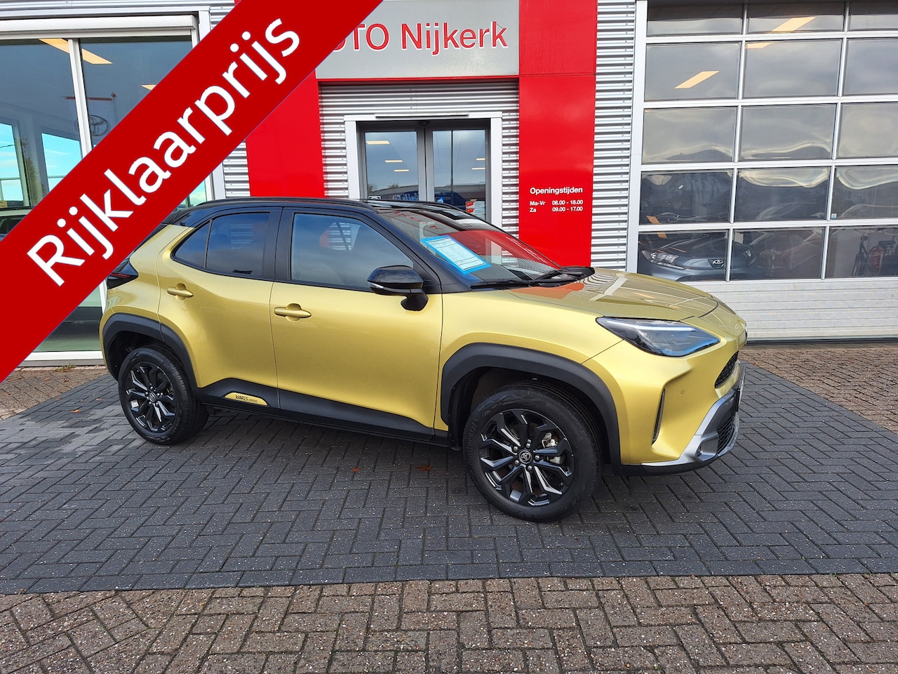 Toyota Yaris Cross - 1.5 Hybrid Explore Bi-Tone - AutoWereld.nl