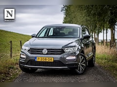 Volkswagen T-Roc - 2.0 TDI Style Business| Trekhaak | Automaat