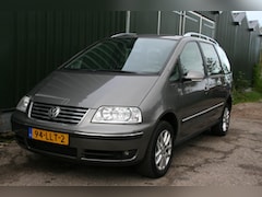 Volkswagen Sharan - 2.0 Comfortline, AIRCO, 7 PERSOONS, TREKHAAK