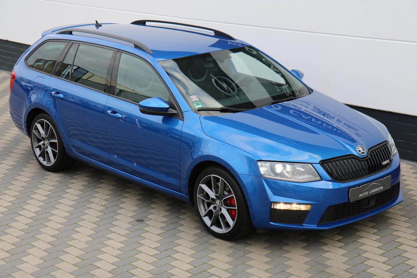 Skoda Octavia - 2.0 TSI RS 220PK DSG Carplay Leder Xenon !! - AutoWereld.nl
