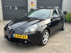Alfa Romeo Giulietta - 1.4 T Sprint *Automaat*LM velgen*170PK