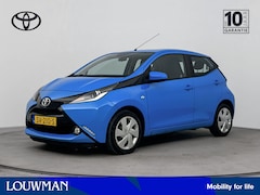 Toyota Aygo - 1.0 VVT-i x-nav | Airco | Parkeercamera | Mistlampen | Metaallak |