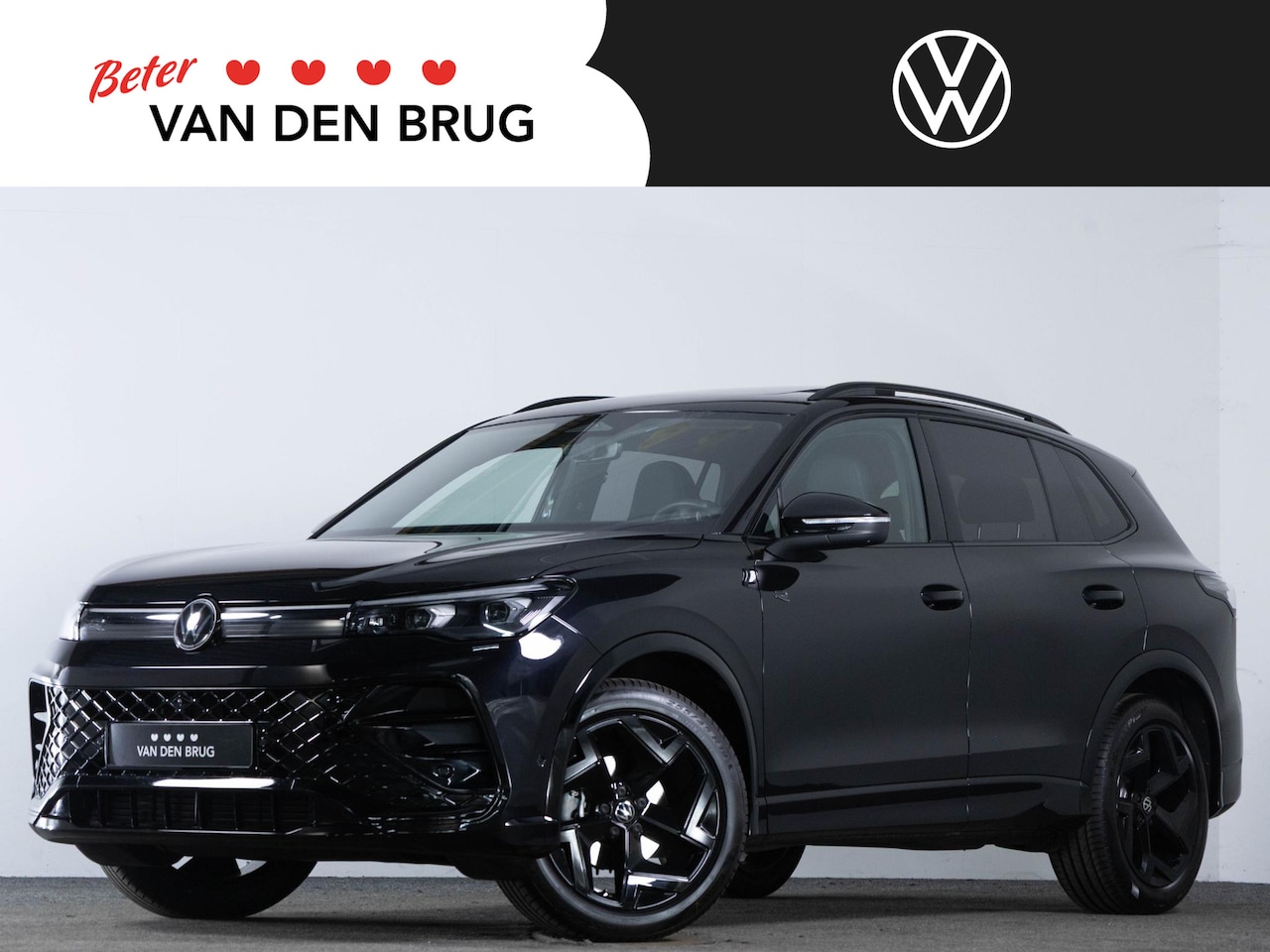 Volkswagen Tiguan - R-Line 1.5 eTSI 150 PK DSG | LED | Black Style | Panoramadak | Side Assist | Achteruitrijc - AutoWereld.nl