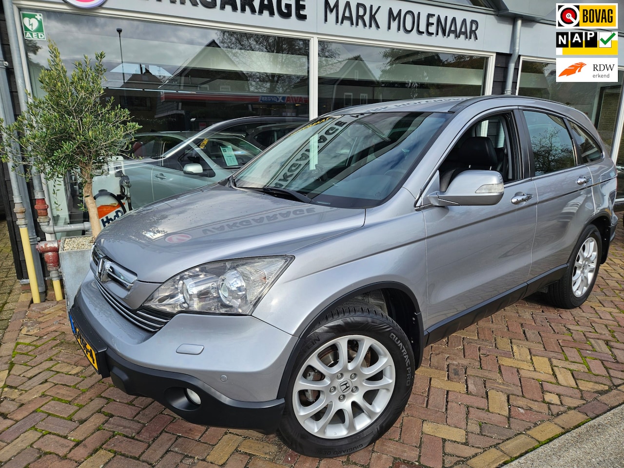 Honda CR-V - 2.4i Executive 2.4i Executive,automaat,leer,trekhaak - AutoWereld.nl