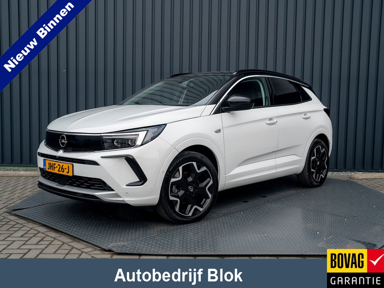 Opel Grandland - 1.2 Turbo Ultimate | Led Matrix | Elk A-klep | Keyless | Prijs Rijklaar!! - AutoWereld.nl