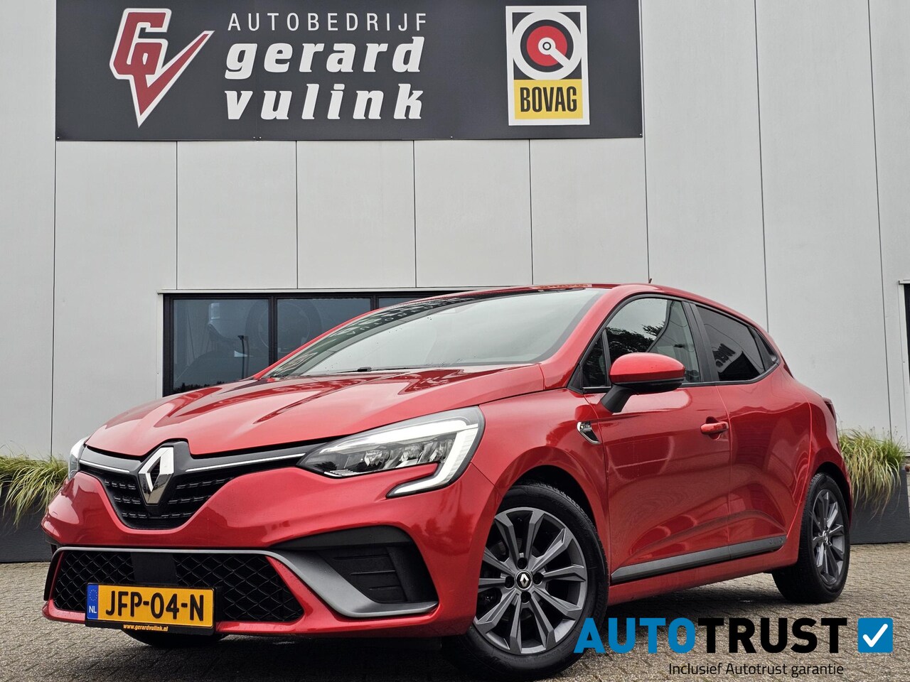 Renault Clio - TCe 100 R.S. Line KEYLESS STOELVERWARMING NAV PDC - AutoWereld.nl
