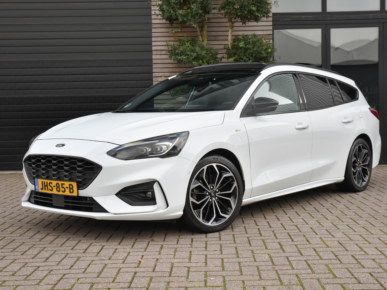 Ford Focus Wagon - 1.5 EcoBoost ST Line Business 1.5 EcoBoost ST Line Business - AutoWereld.nl
