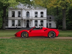 Ferrari 488 - Spider | Front-lift | Pista wheels | Carbon stuur + LED's | Adapt. koplampen | Rosso Scude