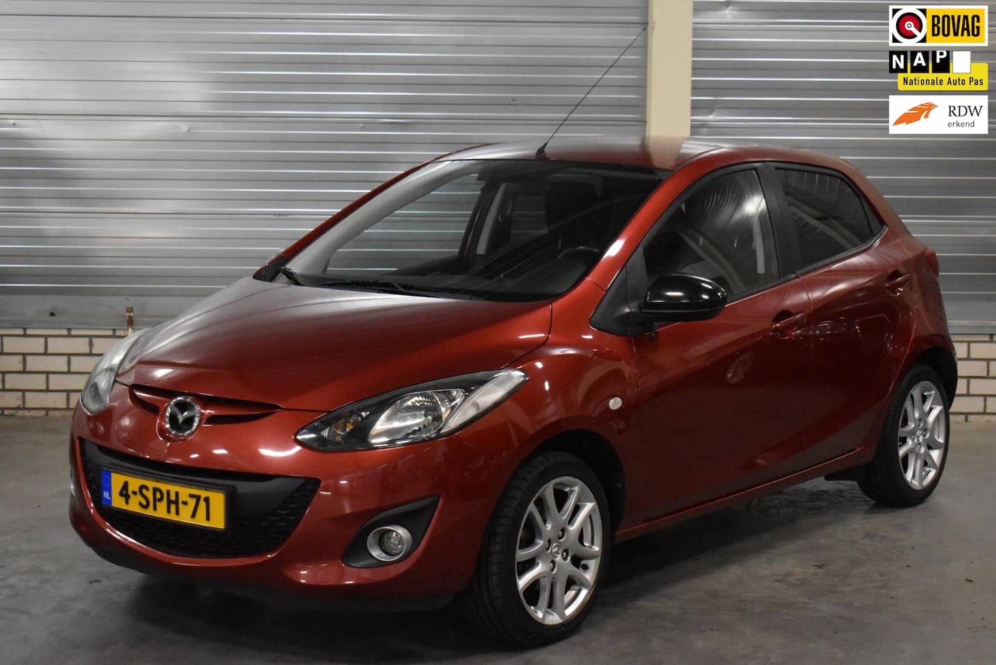 Mazda 2 - 1.3 Hanabi +Parkeersensoren|LM Velgen|Stoelverwarming| - AutoWereld.nl