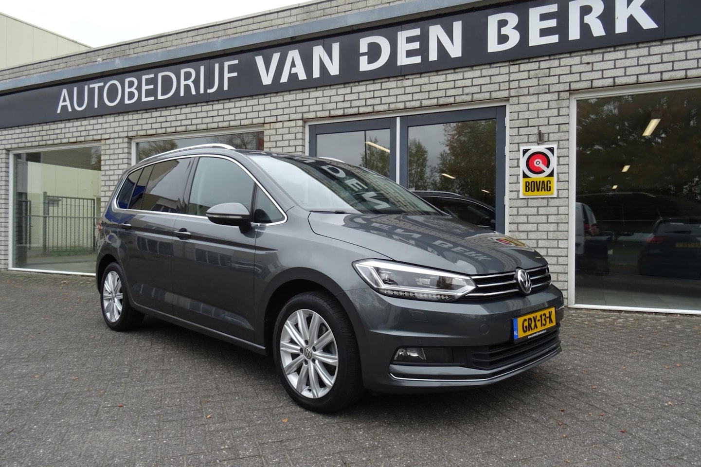 Volkswagen Touran - 1.5 TSI Highline Business 7p DSG - AutoWereld.nl