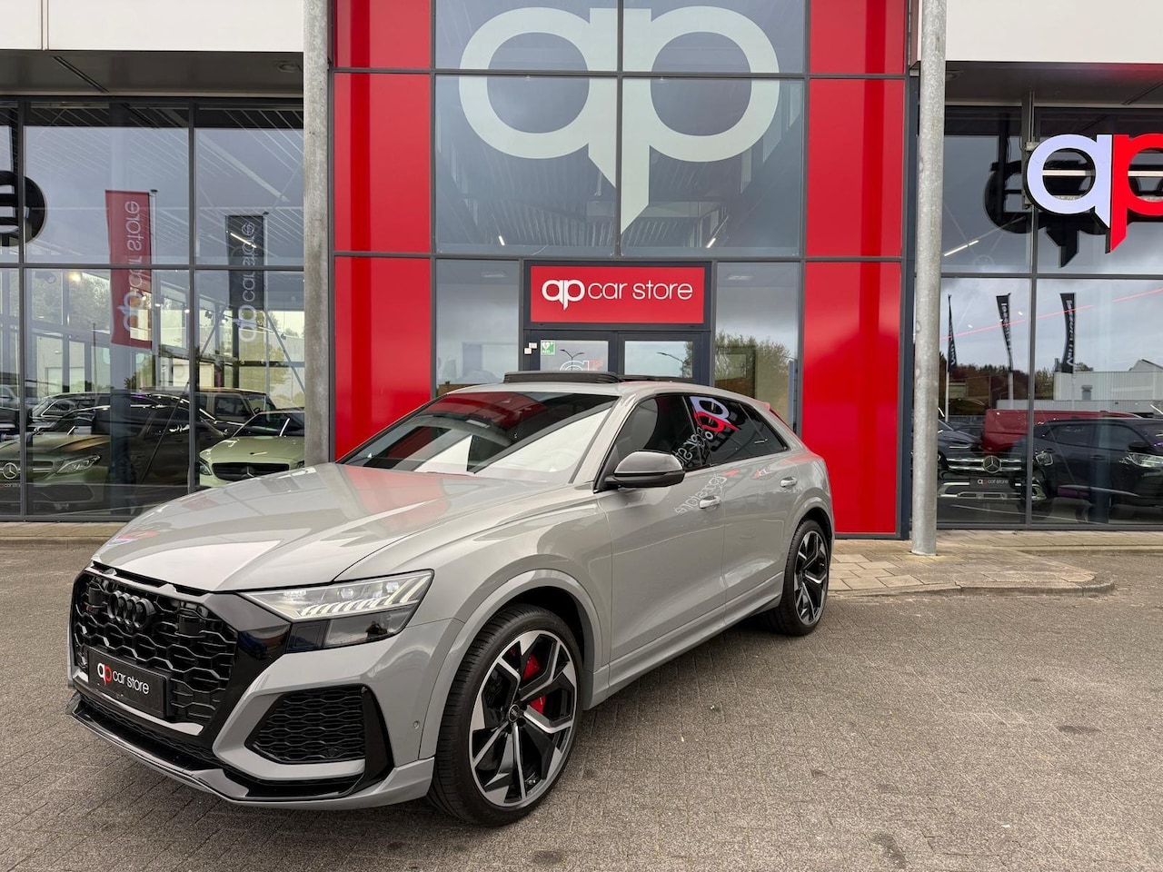 Audi Q8 - 4.0 TFSI RS Q8 quattro - AutoWereld.nl