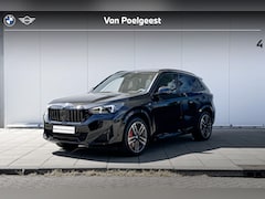 BMW X1 - xDrive30e M-Sport Pro / Glazen Schuifdak / 19 inch / Harman Kardon Audio / Elektrisch Vers