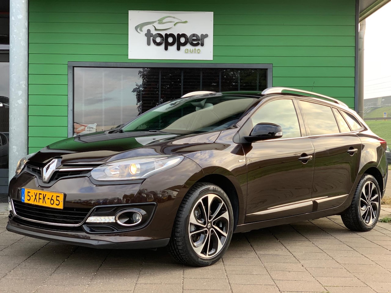 Renault Mégane Estate - 1.2 TCe Bose | PanoramaDak | Navigatie | Cruise Control | - AutoWereld.nl