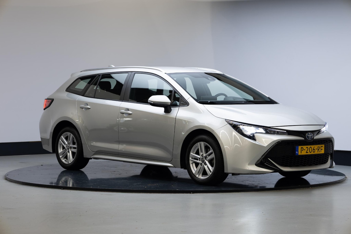 Toyota Corolla Touring Sports - 1.8 Hybrid Active 1.8 Hybrid Active - AutoWereld.nl