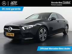 Mercedes-Benz A-klasse - 180 Limousine Luxury Line | Achteruitrij Camera | Parkeersensoren Voor + Achter | LED Kopl