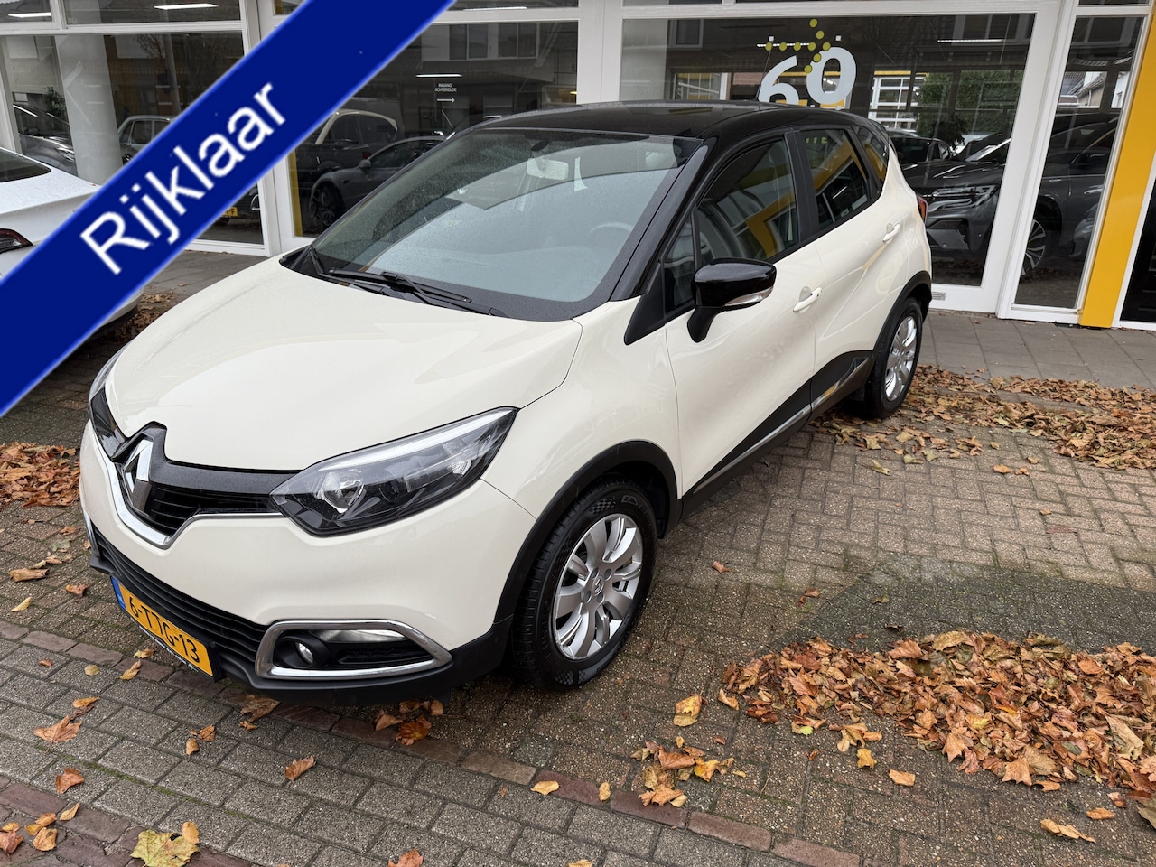 Renault Captur - 0.9 TCe Expression PARKEERSENSOREN LICHTM.VELGEN TREKHAAK - AutoWereld.nl