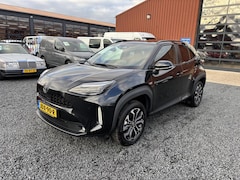 Toyota Yaris Cross - 1.5 HYBRID 130PK STUUR+STOELVERWARMING PDC