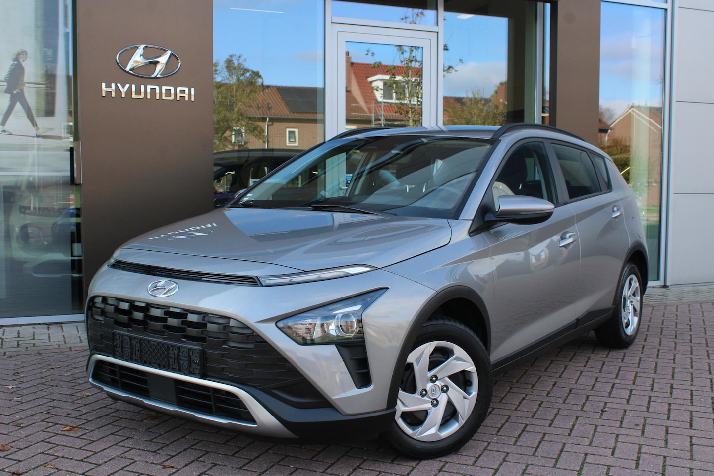 Hyundai Bayon - 1.0 T-GDI Comfort Airco Carplay Camera Stoelverwarming DAB - AutoWereld.nl