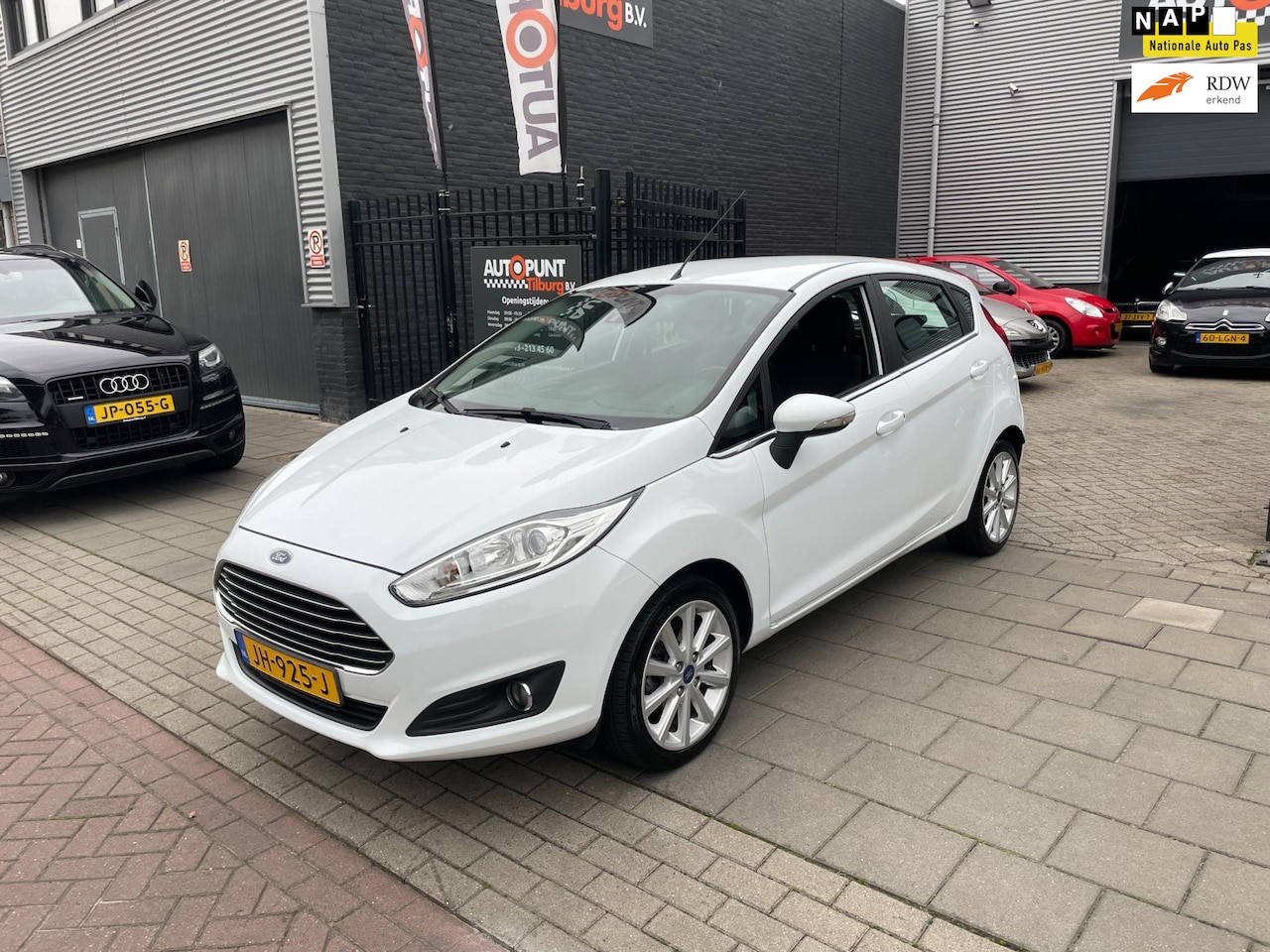 Ford Fiesta - 1.0 Titanium 2e Eigenaar! Airco PDC NAP APK - AutoWereld.nl