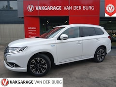 Mitsubishi Outlander - 2.0 PHEV Instyle TREKHAAK 1500KG