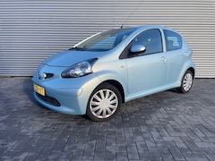 Toyota Aygo - 1.0-12V bouwjaar 2008 ( apk 8/2026 )